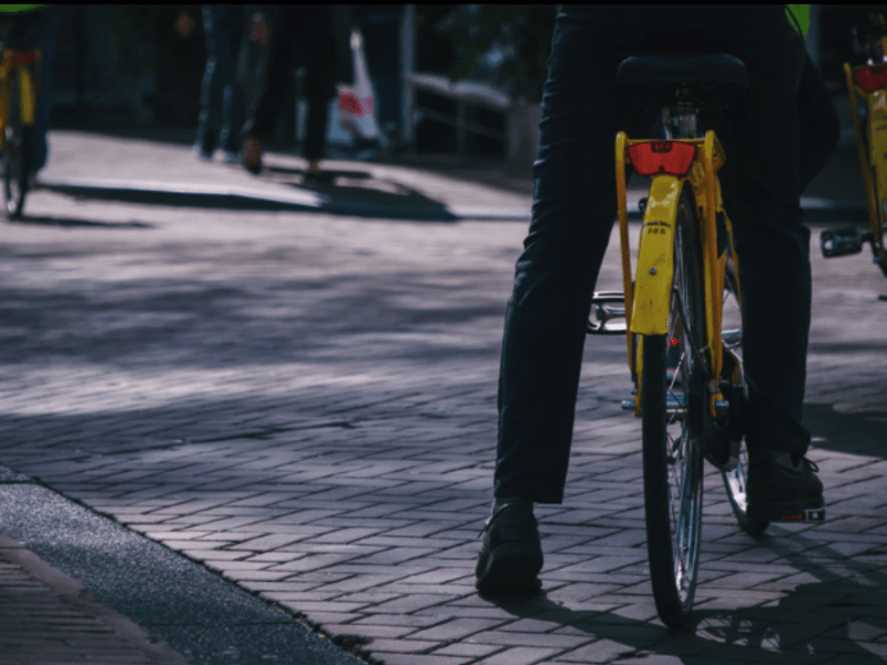 Amsterdammers op de&nbsp;fiets.